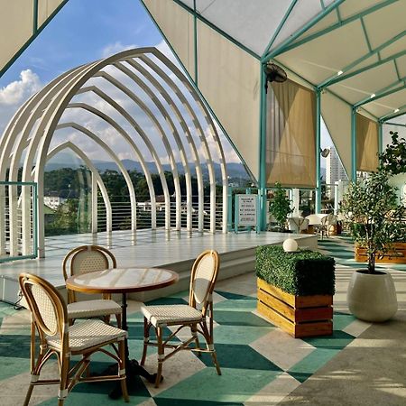 Hemangini Hotel Bandung Exteriér fotografie