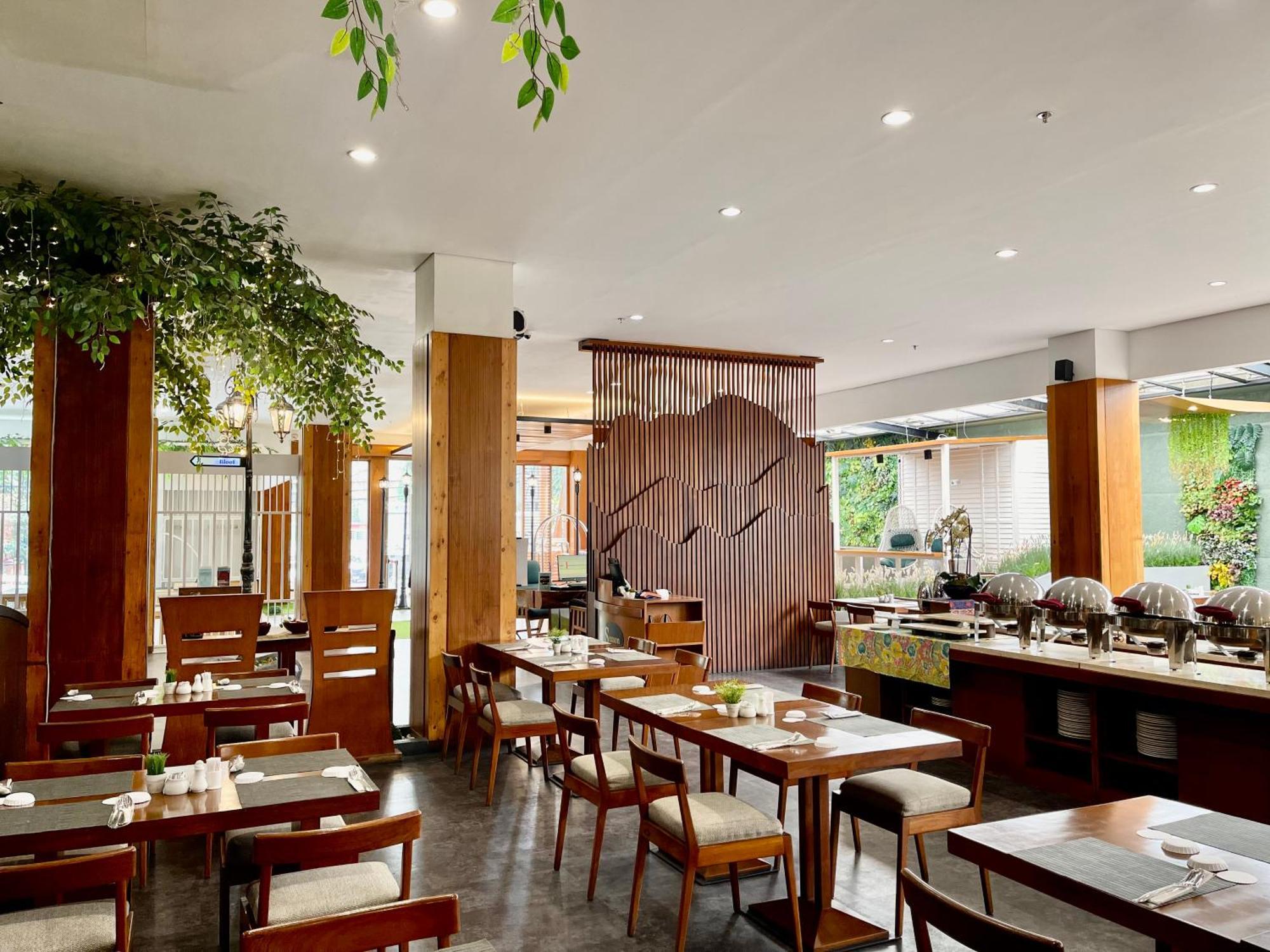 Hemangini Hotel Bandung Exteriér fotografie